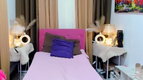 Snapshot of asian_mooreen chatting on December 1, 2025, 9:47 am mooreen online show from December 1, 2025, 9:47 am