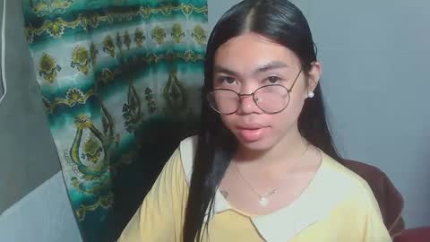 Rhean online show from February 21, 2025, 9:56 am