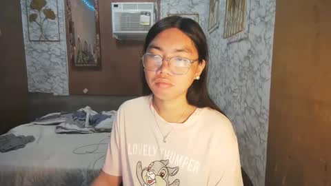 Rhean online show from October 10, 2025, 10:53 pm