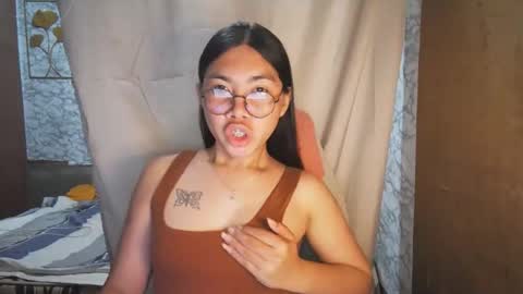 Rhean online show from December 2, 2025, 10:20 am