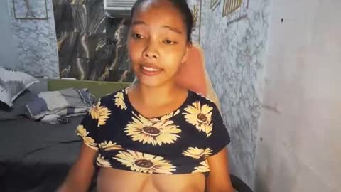 Snapshot of asian_rhianna chatting on May 9, 2026, 3:56 am MAKE ME HAPPY HERE online show from May 9, 2026, 3:56 am