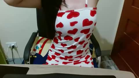 aisan sophia online show from January 26, 2025, 8:46 am