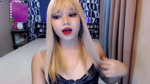 Snapshot of asian_suteishi chatting on December 6, 2024, 11:11 am stacey online show from December 6, 2024, 11:11 am