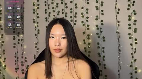 Snapshot of asian_vi chatting on October 9, 2025, 11:58 pm My name Vi online show from October 9, 2025, 11:58 pm