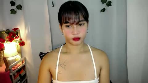 Yan online show from September 29, 2025, 6:24 pm