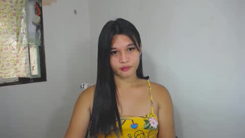 Yan online show from November 13, 2025, 10:41 pm