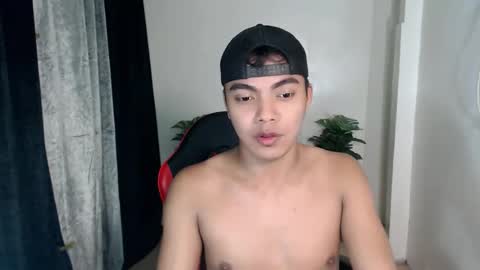 Fev online show from October 22, 2025, 7:24 pm