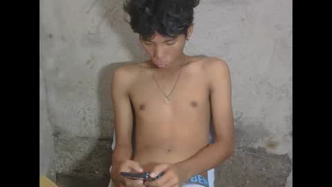 Snapshot of asiancockinsan chatting on December 1, 2025, 4:06 am Isan online show from December 1, 2025, 4:06 am