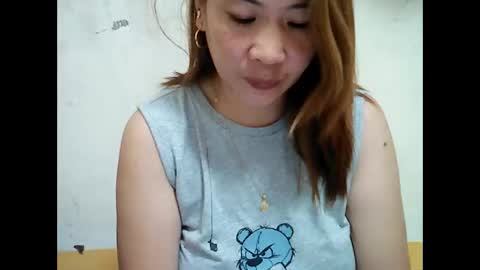 Snapshot of asiancutie143 chatting on May 14, 2026, 10:38 pm asiancutie143 online show from May 14, 2026, 10:38 pm