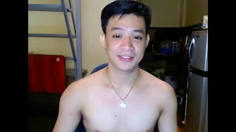asiandreamboyx online show from February 13, 2026, 7:43 pm