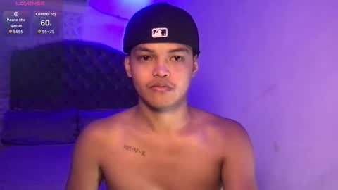 VICTORIA SCOTT online show from March 13, 2026, 9:27 am