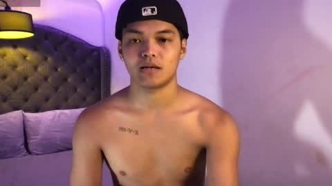 VICTORIA SCOTT online show from April 18, 2026, 3:16 pm