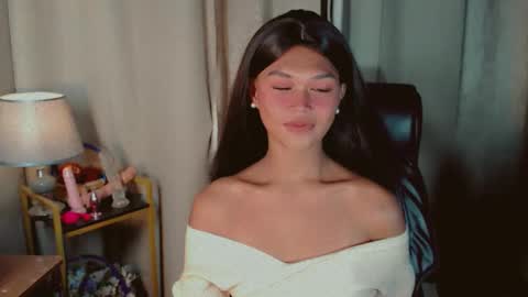 Kianna online show from May 18, 2026, 11:27 am