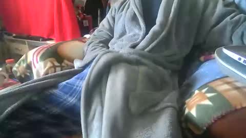 Snapshot of asianlooker chatting on December 22, 2024, 12:27 pm John online show from December 22, 2024, 12:27 pm