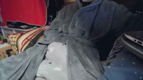 Snapshot of asianlooker chatting on December 26, 2024, 8:21 pm John online show from December 26, 2024, 8:21 pm