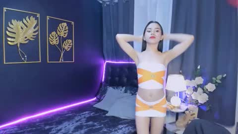 Snapshot of asianpetitefucker01 chatting on November 5, 2025, 9:20 am asianpetitefucker01 online show from November 5, 2025, 9:20 am