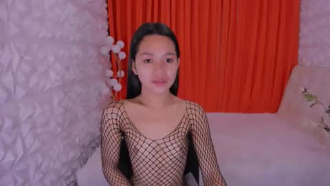 asianpetitefucker01 online show from January 13, 2026, 5:18 pm