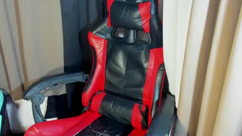 Snapshot of asianplayboyx chatting on February 15, 2025, 3:09 am mark online show from February 15, 2025, 3:09 am