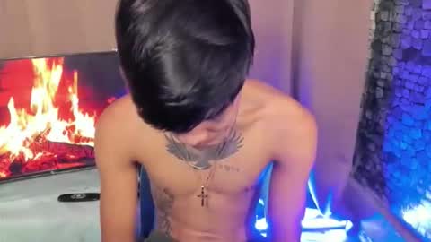 mark online show from November 7, 2025, 5:24 pm