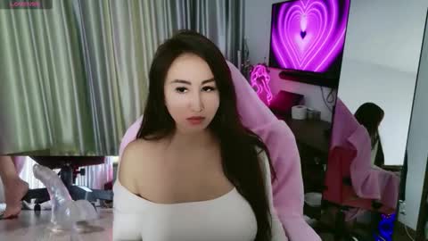 Snapshot of asianqueen777ohmi chatting on October 30, 2025, 3:30 am Rose   Mingna online show from October 30, 2025, 3:30 am