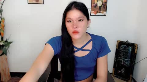 Snapshot of asiansexy_bitch chatting on October 3, 2025, 1:57 am lucy gwapa online show from October 3, 2025, 1:57 am