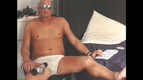 Snapshot of askil8802 chatting on February 17, 2026, 1:35 am askil8802 online show from February 17, 2026, 1:35 am