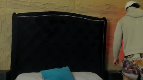 Snapshot of aslanfox_ chatting on February 9, 2026, 2:26 am Aslan online show from February 9, 2026, 2:26 am