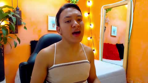 Snapshot of aslyhernandez chatting on January 3, 2025, 11:46 am ASLY online show from January 3, 2025, 11:46 am