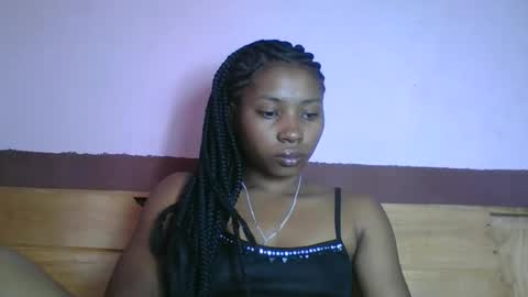 asmiraa online show from March 21, 2026, 9:47 am