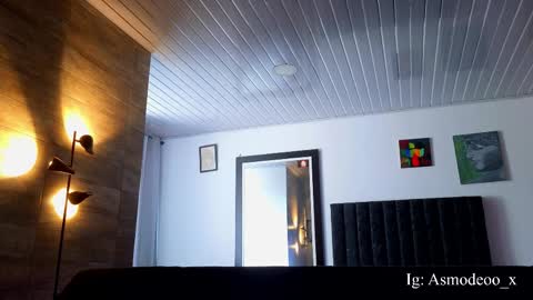 Snapshot of asmodeo_cox chatting on April 8, 2026, 12:49 pm Asmodeo - online show from April 8, 2026, 12:49 pm