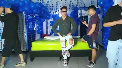 THOMAS AND DAMIAND online show from December 9, 2024, 12:12 am