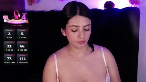 Snapshot of aspenruss chatting on March 9, 2025, 10:08 pm online show from March 9, 2025, 10:08 pm