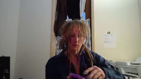 aspiringturtlegirl online show from December 4, 2025, 8:28 pm