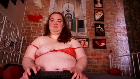 Snapshot of assgives chatting on June 5, 2026, 4:24 pm Eva online show from June 5, 2026, 4:24 pm