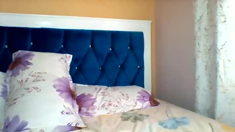 Snapshot of assqueen4 chatting on July 13, 2026, 8:06 am FLORAH DANIEL online show from July 13, 2026, 8:06 am