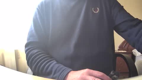 astelover online show from January 3, 2025, 10:52 am