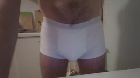 astleitx online show from December 3, 2025, 8:18 pm