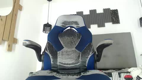 Snapshot of aston_vera chatting on February 27, 2026, 1:49 am Aston online show from February 27, 2026, 1:49 am