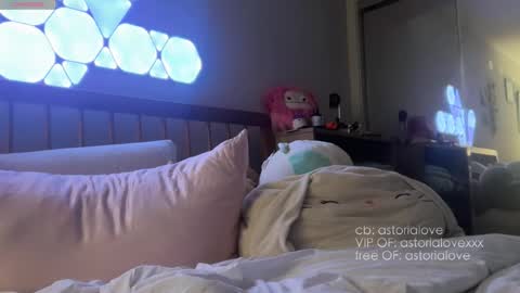 Snapshot of astorialove chatting on February 1, 2026, 2:21 am AstoriaLove online show from February 1, 2026, 2:21 am