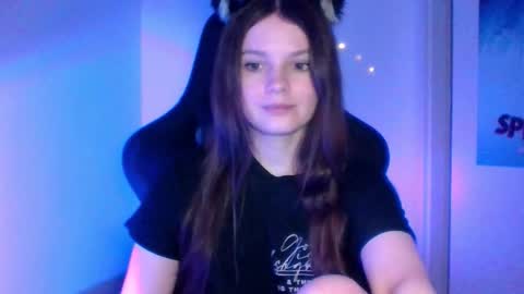 astradream_ online show from February 10, 2026, 11:20 pm