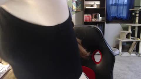 AstraeaSiren online show from January 31, 2025, 6:25 pm