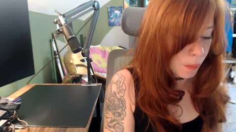 Snapshot of astraeasiren chatting on June 24, 2026, 4:17 pm AstraeaSiren online show from June 24, 2026, 4:17 pm