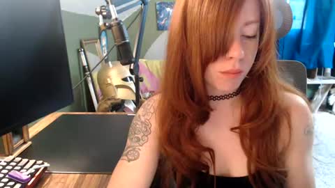 Snapshot of astraeasiren chatting on June 26, 2026, 4:33 pm AstraeaSiren online show from June 26, 2026, 4:33 pm