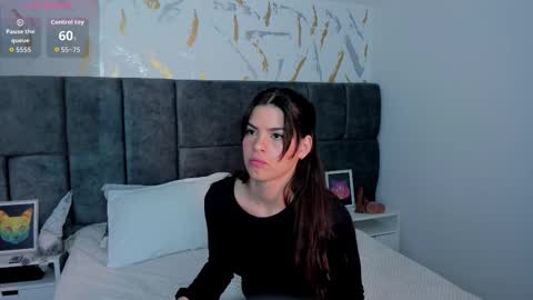 astrid_velle online show from December 21, 2025, 4:30 am