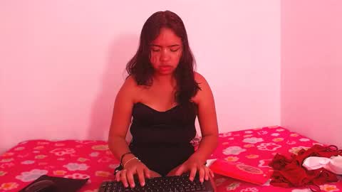 Snapshot of astridvagina18 chatting on January 5, 2025, 4:59 pm ASTRID online show from January 5, 2025, 4:59 pm