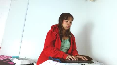 Snapshot of astridvagina18 chatting on March 7, 2025, 12:12 pm ASTRID online show from March 7, 2025, 12:12 pm
