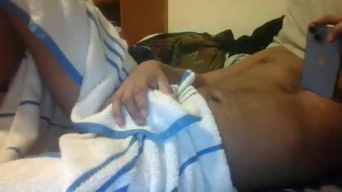 Snapshot of astroluis22mi chatting on October 5, 2025, 4:55 am astroluis22mi online show from October 5, 2025, 4:55 am