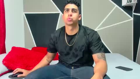 Astrom model independent online show from January 18, 2025, 10:28 pm