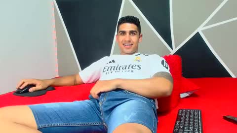 Astrom model independent online show from February 9, 2025, 4:36 am