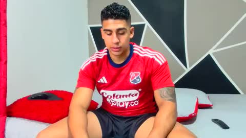 Astrom model independent online show from February 13, 2025, 2:56 am